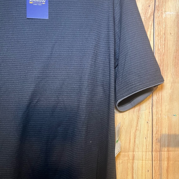 Arrow Men’s Black Stripe Size Large Tee Shirt NWT - Picture 6 of 8